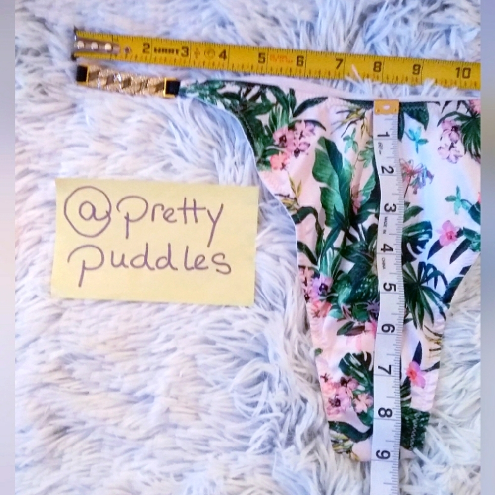 🏝 VS 🌺 Very Sexy Chain Strap Satin Thong Panty 🌺 - Picture 6 of 16